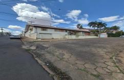 Jardim Alexandre Campos  ME 40
