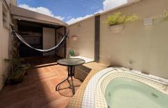 Apartamento Completo Mercês ME 4174