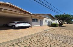 Casa Village Mercês  ME 4312